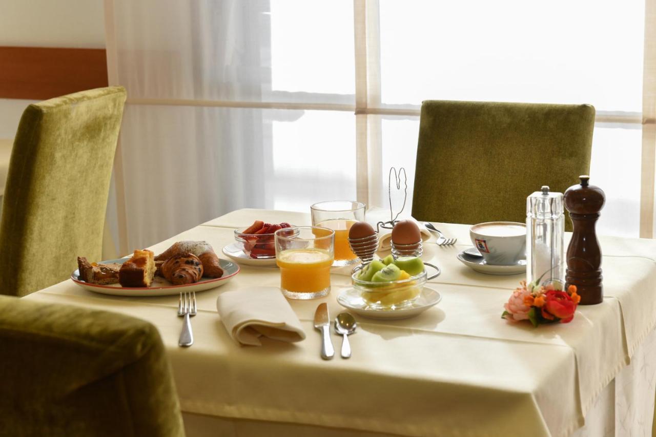 Hotel Vienna Lido di Jesolo Eksteriør billede