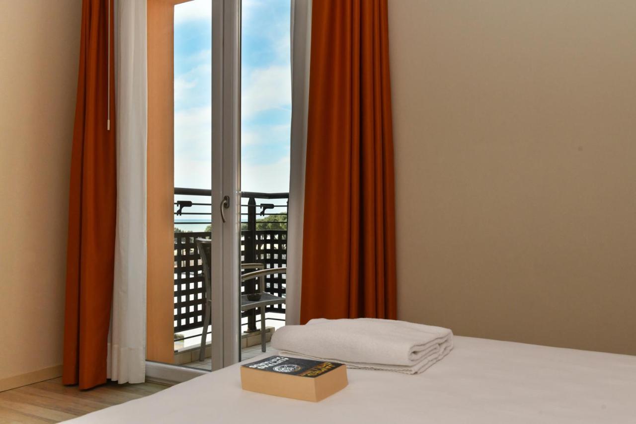 Hotel Vienna Lido di Jesolo Eksteriør billede