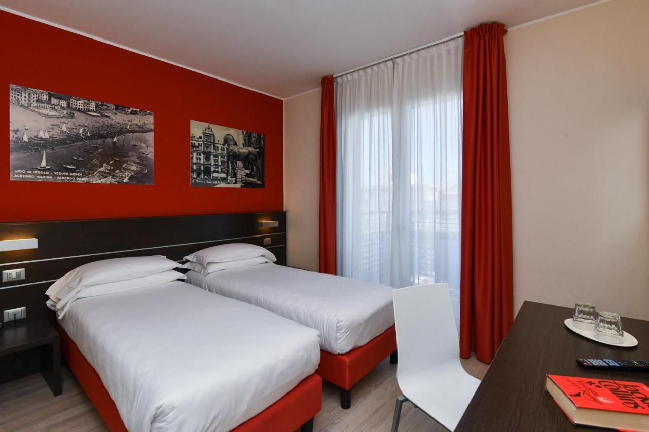 Hotel Vienna Lido di Jesolo Eksteriør billede