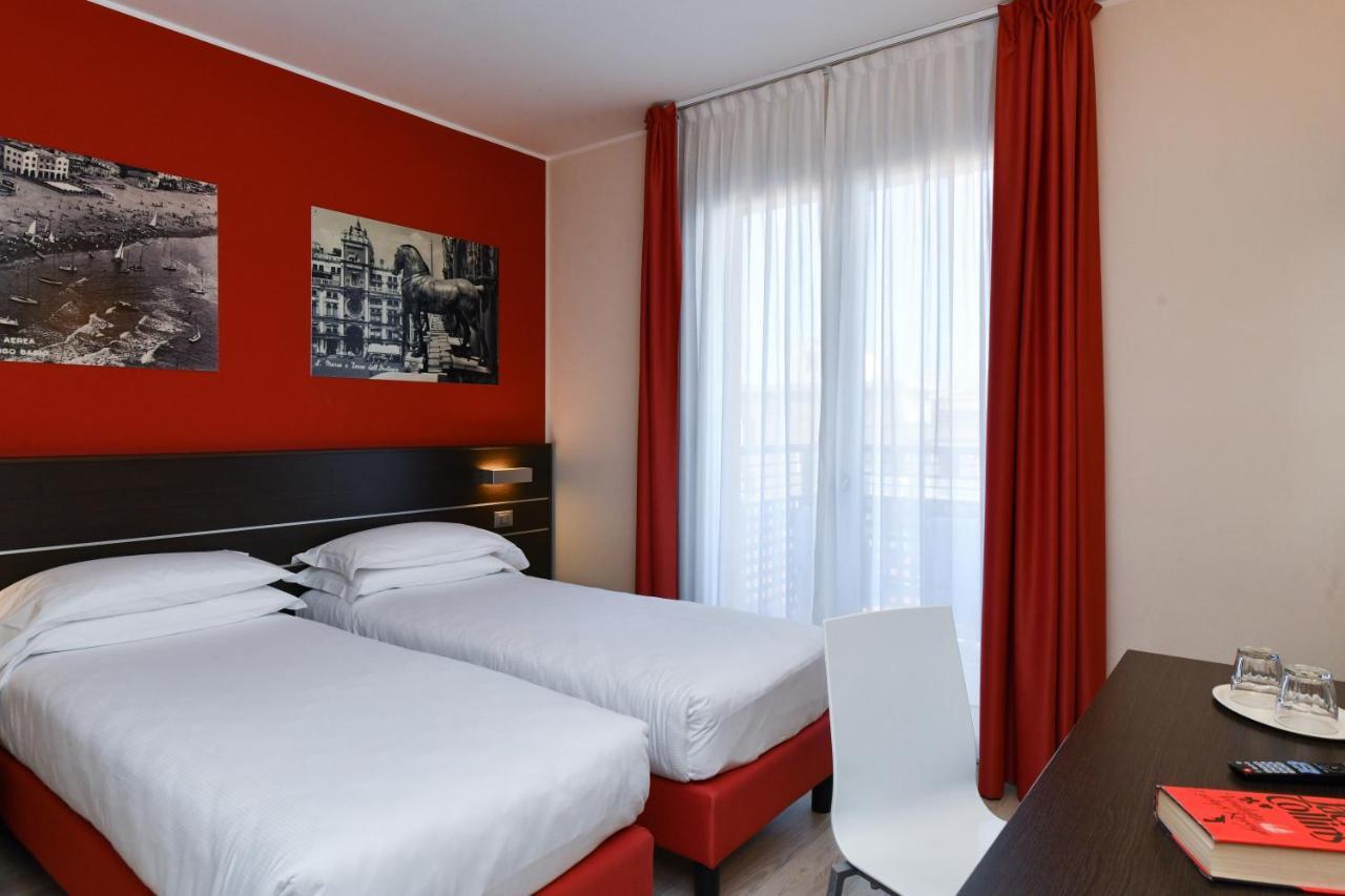 Hotel Vienna Lido di Jesolo Eksteriør billede