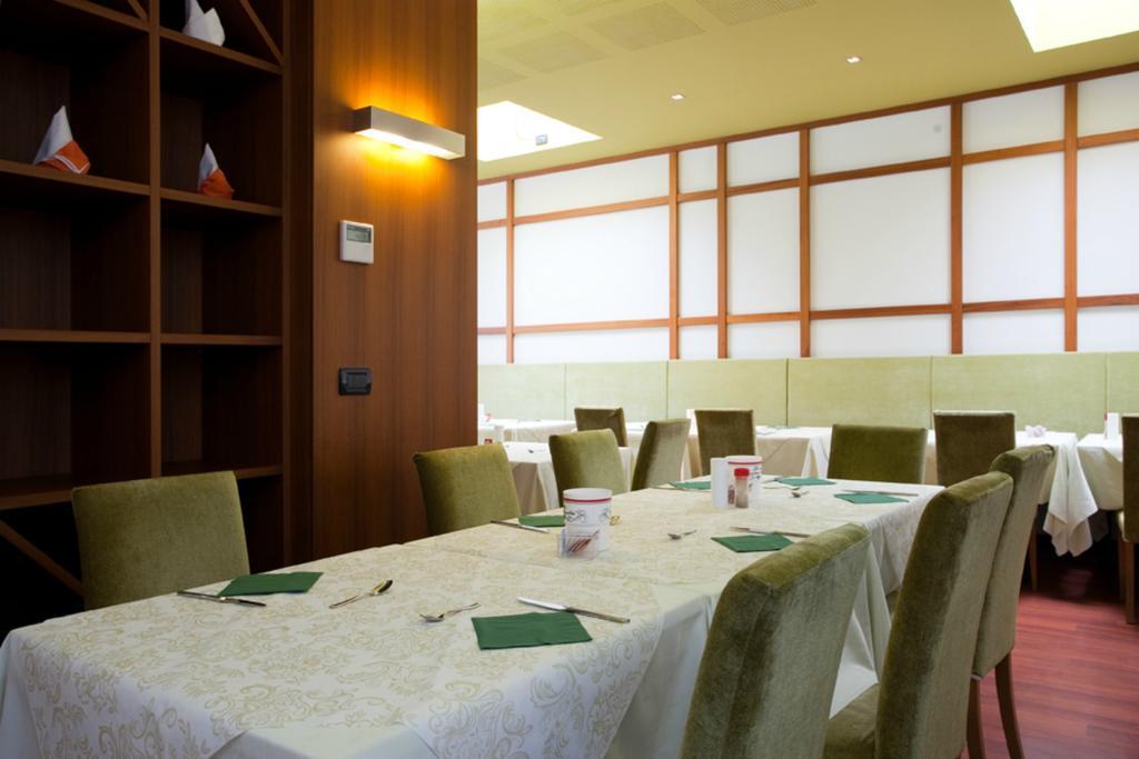 Hotel Vienna Lido di Jesolo Eksteriør billede