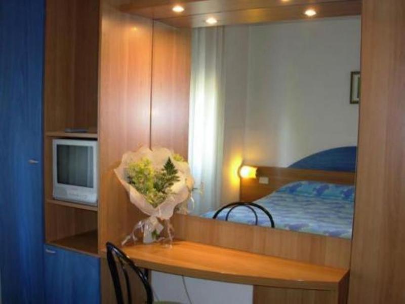Hotel Vienna Lido di Jesolo Eksteriør billede